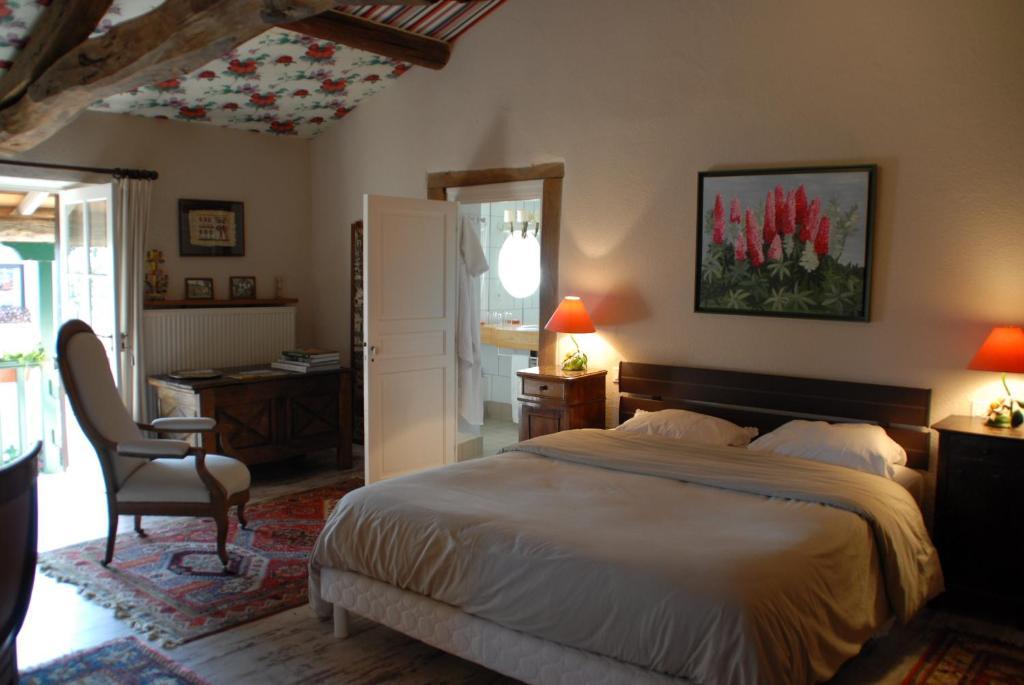 Chez Jacotte Et Elia Bed & Breakfast Saint-Galmier Rom bilde