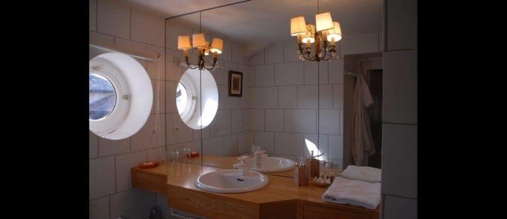 Chez Jacotte Et Elia Bed & Breakfast Saint-Galmier Eksteriør bilde